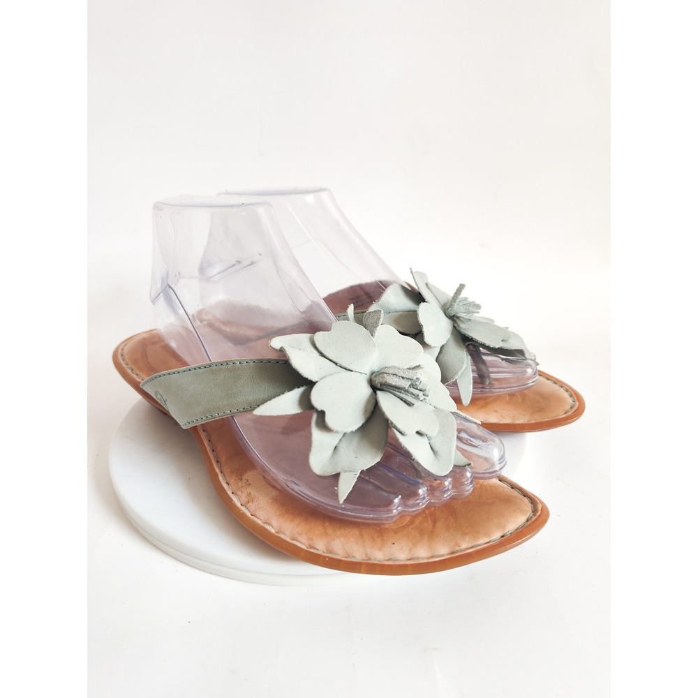 Born Thong Sandals 8 Flip Flops Leather Sage Green Aqua Flower Boho Comfort